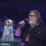 G胖出席《Dota2》国际邀请赛 现场观众高喊还钱!